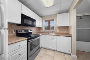 170 Turtle Lake Court, Naples, FL 34105 - MLS#226010317