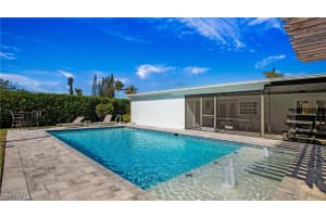 800 100th Avenue, Naples, FL 34108 - MLS#226010371