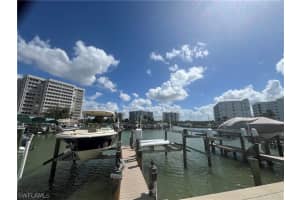 3 Bluebill Avenue, Naples, FL 34108 - MLS#226010380