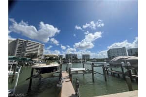 3 Bluebill Avenue, Naples, FL 34108 - MLS#226010380