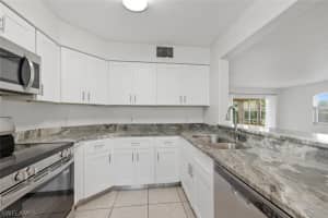 9570 Crescent Garden Drive, Naples, FL 34109 - MLS#226010383