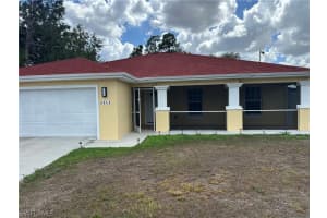 2805 14th Street, Lehigh Acres, FL 33971 - MLS#226010407