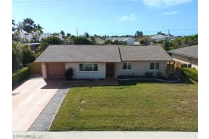 188 Gulfstream Street, Marco Island, FL 34145 - MLS#226010410