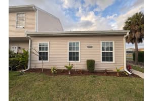 6101 Lake Front Drive, Fort Myers, FL 33908 - MLS#226010415