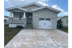 12 Aquamarine Ave 12q, Naples