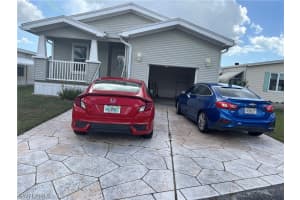 12 Aquamarine Avenue, Naples, FL 34114 - MLS#226010432