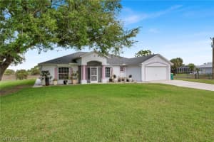 885 47th Avenue, Naples, FL 34120 - MLS#226010444