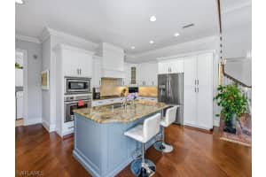 775 Broad Court, Naples, FL 34102 - MLS#226010488