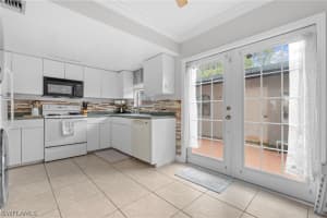 180 Cypress Way, Naples, FL 34110 - MLS#226010492