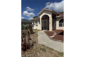 2041 24th Ave Ne, Naples