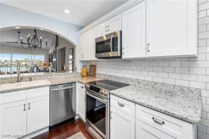 10682 Gulf Shore Drive, Naples, FL 34108 - MLS#226010521