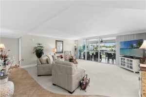 848 Collier Court, Marco Island, FL 34145 - MLS#226010522