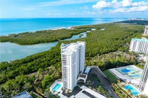 5550 Heron Point Dr 1604, Naples