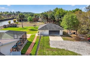 3886 24th Avenue, Naples, FL 34117 - MLS#226010581