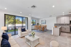 7574 Rockefeller Drive, Naples, FL 34119 - MLS#226010582