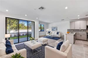 7574 Rockefeller Drive, Naples, FL 34119 - MLS#226010582