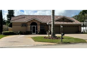 195 Palmetto Dunes Cir, Naples