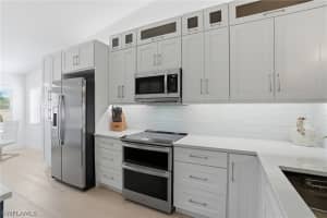 2386 Magnolia Avenue, Naples, FL 34112 - MLS#226010593