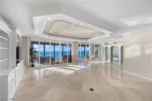 8665 Bay Colony Drive, Naples, FL 34108 - MLS#226010598