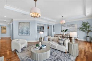 625 5th Avenue, Naples, FL 34102 - MLS#226010612