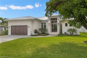 766 95th Avenue, Naples, FL 34108 - MLS#226010628