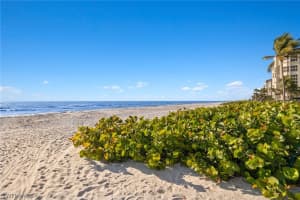 4021 Gulf Shore Boulevard, Naples, FL 34103 - MLS#226010636