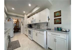 1455 Tiffany Lane, Naples, FL 34105 - MLS#226010652