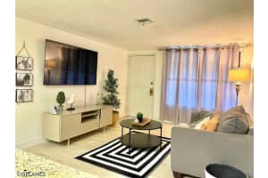 5385 Treetops Drive, Naples, FL 34113 - MLS#226010671