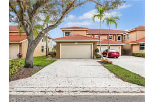 2590 Marshcreek Ln 201, Naples