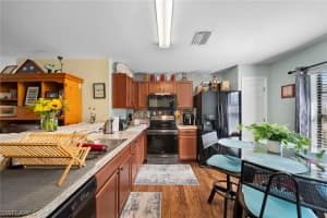 427 3rd Street, Cape Coral, FL 33993 - MLS#226010692