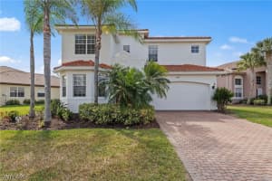 10148 Mimosa Silk Dr, Fort Myers