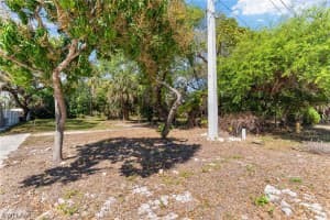 2995 Terrace Avenue, Naples, FL 34104 - MLS#226010714