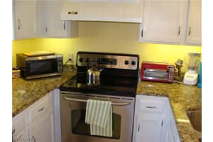 807 River Point Drive, Naples, FL 34102 - MLS#226010730