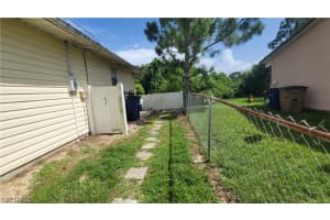 3711 10th Street, Lehigh Acres, FL 33976 - MLS#226010744