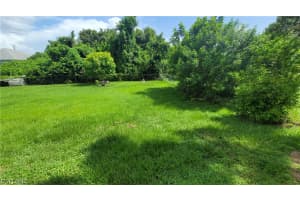 3711 10th Street, Lehigh Acres, FL 33976 - MLS#226010744