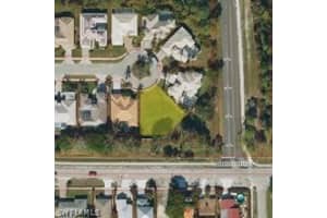 658 Soliel Drive, Naples, FL 34110 - MLS#226010776