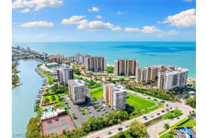 11118 Gulf Shore Dr A203, Naples