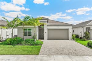 12349 Dahlia Ct, Naples