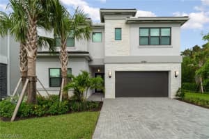 12750 Woodbury Dr, Estero