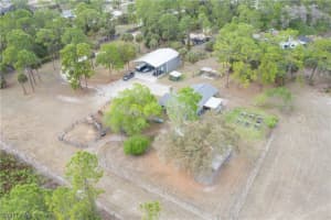 2210 20th Avenue, Naples, FL 34120 - MLS#226010841