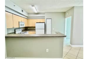 1200 Reserve Way, Naples, FL 34105 - MLS#226010859