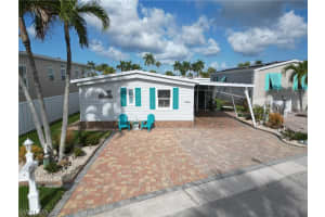 17600 Peppard Dr, Fort Myers Beach