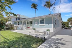 1293 Rainbow Court, Naples, FL 34110 - MLS#226010886