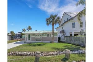 1278 Rainbow Court, Naples, FL 34110 - MLS#226010890