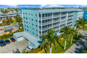 345 Mango Street, Fort Myers Beach, FL 33931 - MLS#226010901