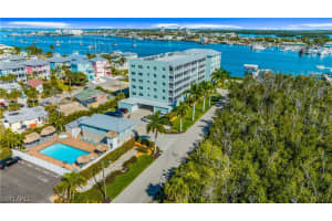 345 Mango Street, Fort Myers Beach, FL 33931 - MLS#226010901