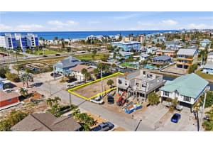 129 Curlew Street, Fort Myers Beach, FL 33931 - MLS#226010902