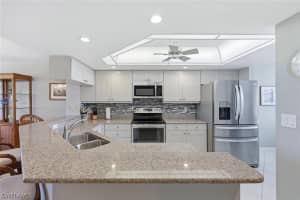 285 Naples Cove Drive, Naples, FL 34110 - MLS#226010923