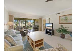 351 Charlemagne Boulevard, Naples, FL 34112 - MLS#226010936