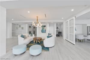 1 Bluebill Avenue, Naples, FL 34108 - MLS#226010947